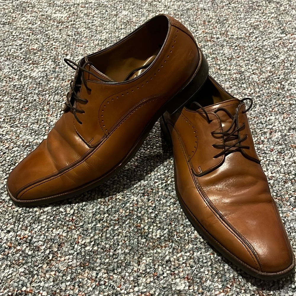 Johnston & Murphy Everett